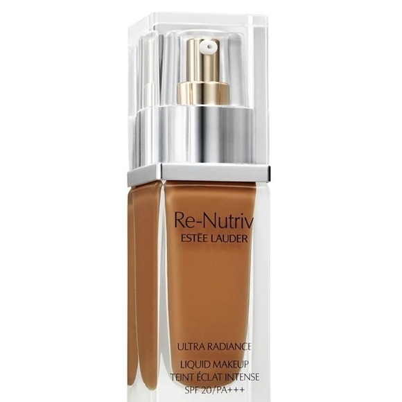 Estee Lauder Other - Estee Lauder Re-Nutriv Foundation Sandalwood 6W1